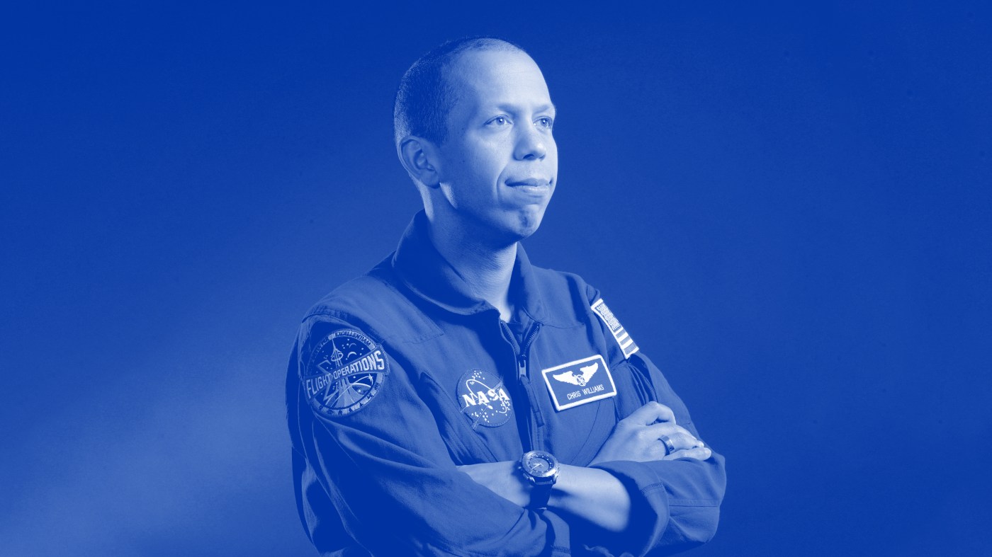 NASA Astronaut Chris Williams Soyuz MS-28 Hatch Opening